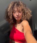 Rencontre Femme : Micheline, 39 ans à Allemagne  La Nièvre 